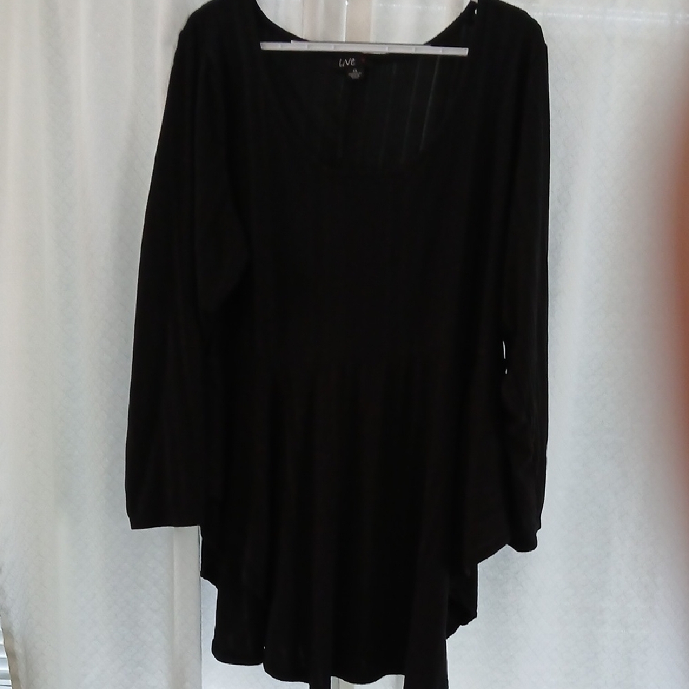 Love 4X Black Long Sleeve Ribbed Fabric Tunic Top